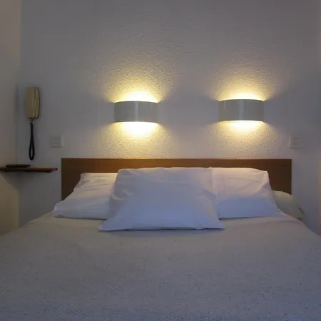 Duchesse Anne Hotel 3*