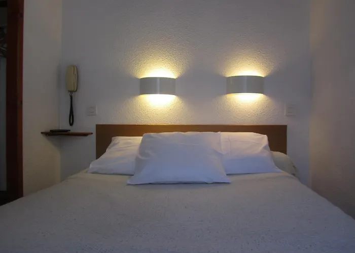 Duchesse Anne Hotel 3*